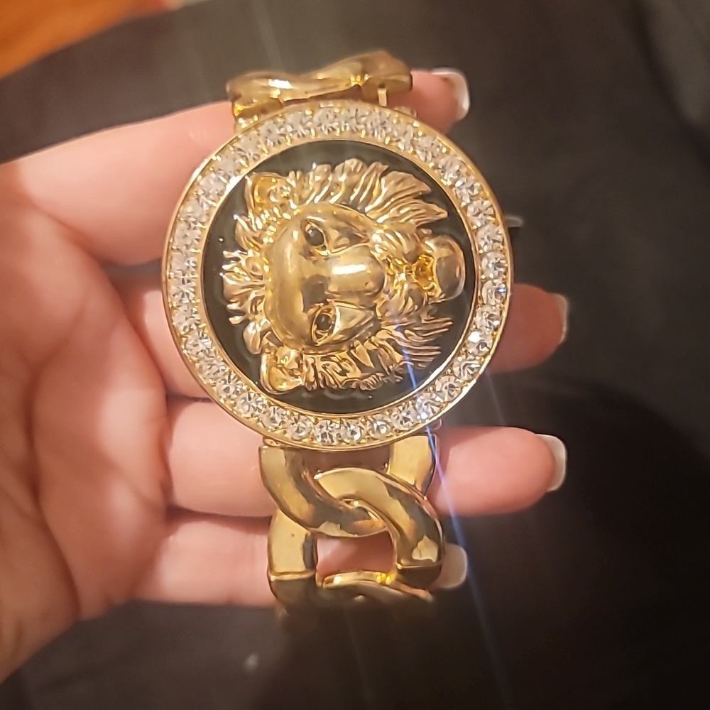 Lion's head statement bracelet